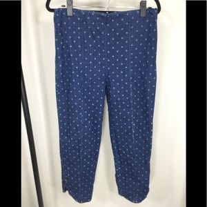 Fleur-De-Lis Symbol Capris